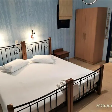 Naxos Seaside Retreat - Akti Breezy Escape 아파트